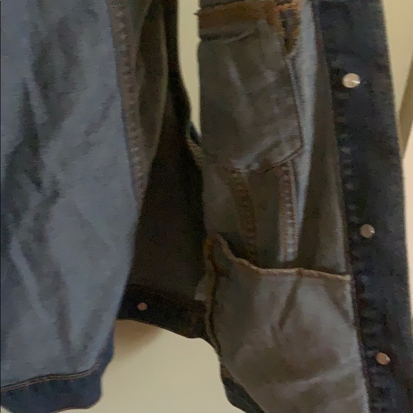 COPY - Fitted Button-Font Jean Vest for Girls - Picture 4 of 4